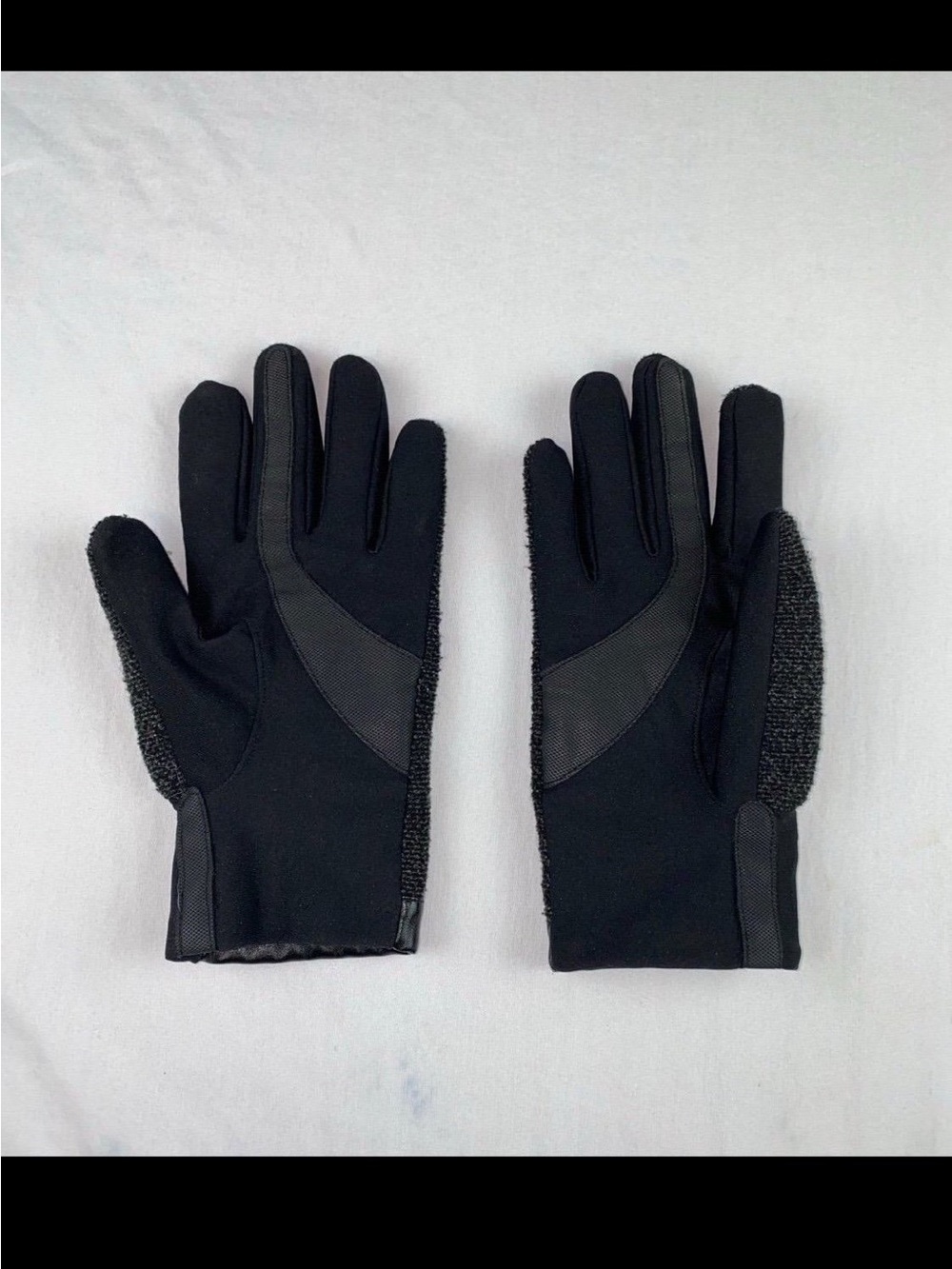 Gloves - Picture 4 of 8